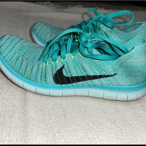 Free RN Nike Tennis Shoes